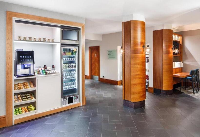 Delta Hotels By Marriott Cheltenham Chase