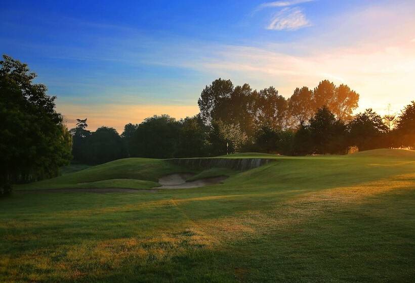 Dunston Hall Hotel, Spa & Golf Resort