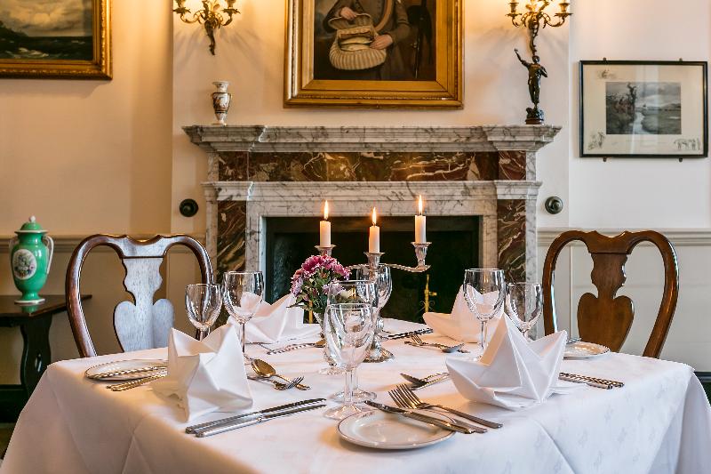 فندق Ednam House