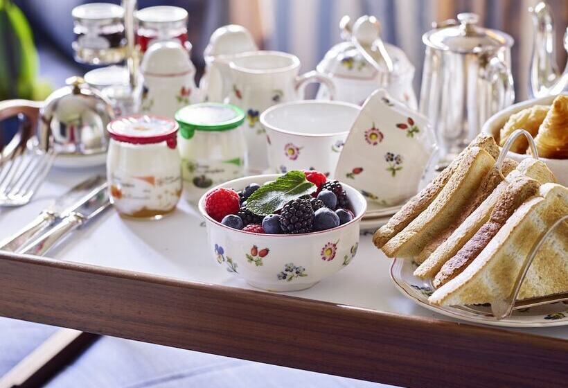 בית מלון כפרי Egerton House