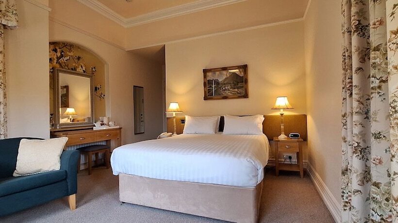 בית מלון כפרי Enniskeen Country House