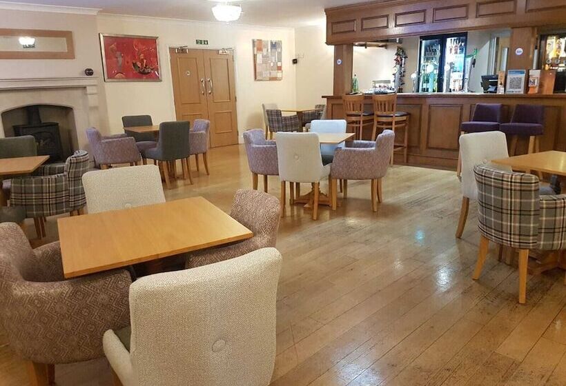 فندق Exeter Court