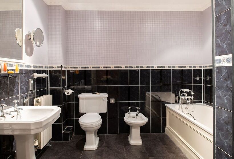 בית מלון כפרי Fairfield House