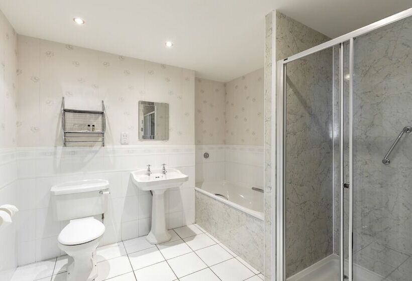 בית מלון כפרי Fernhill