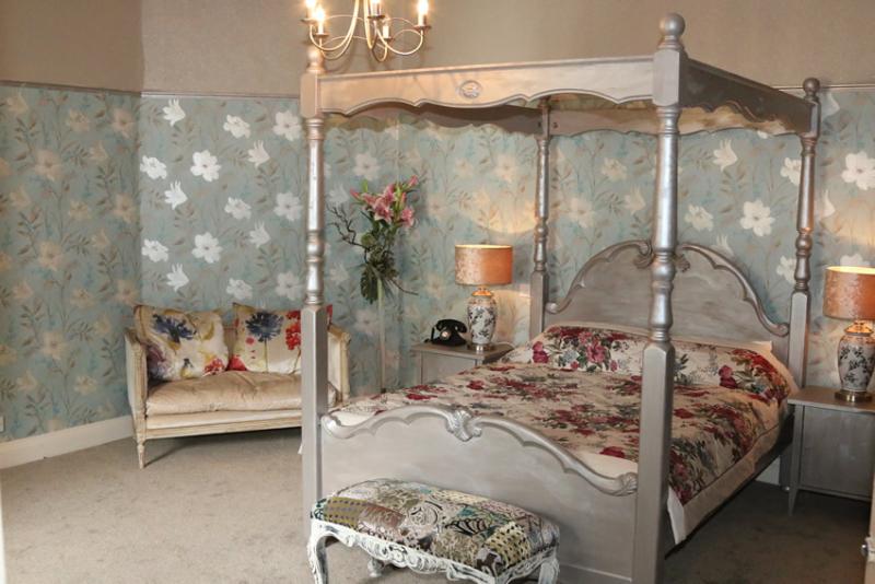 Отель Fernie Castle