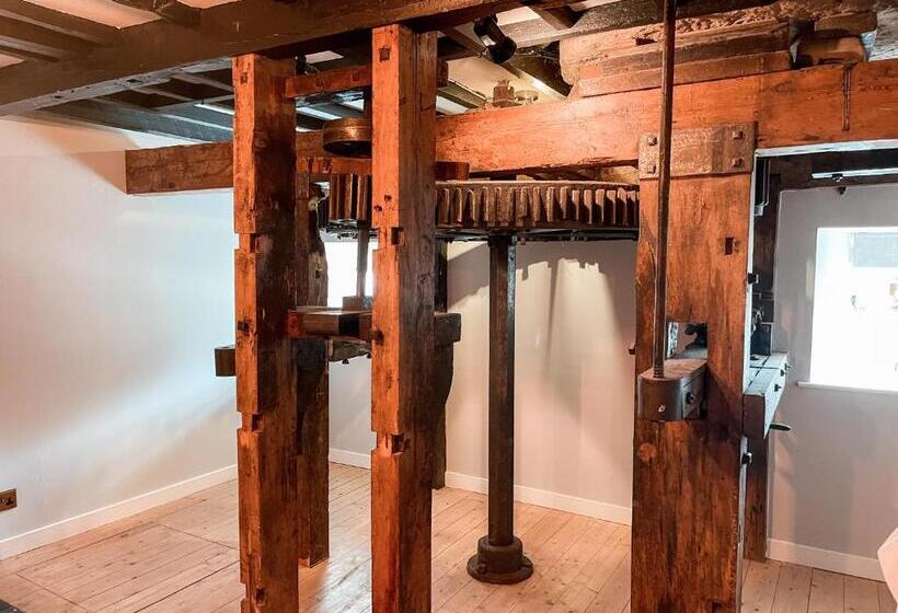 Отель Forss House