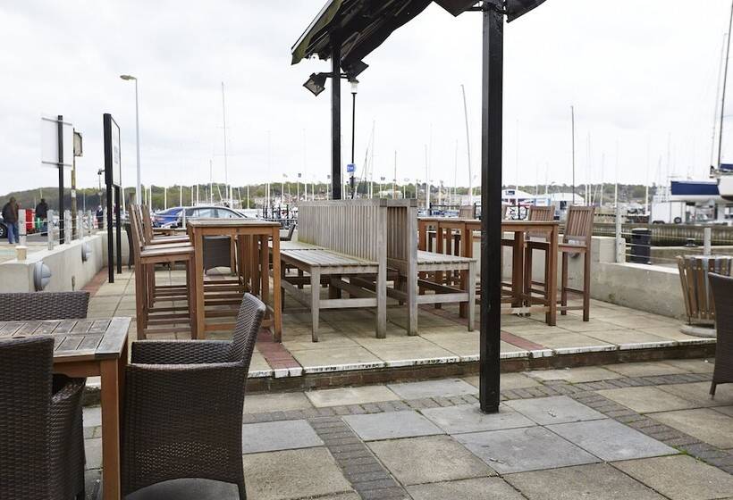 Отель Fountain Inn By Greene King Inns