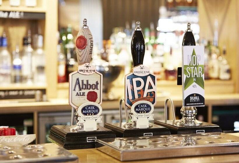 Отель Fountain Inn By Greene King Inns