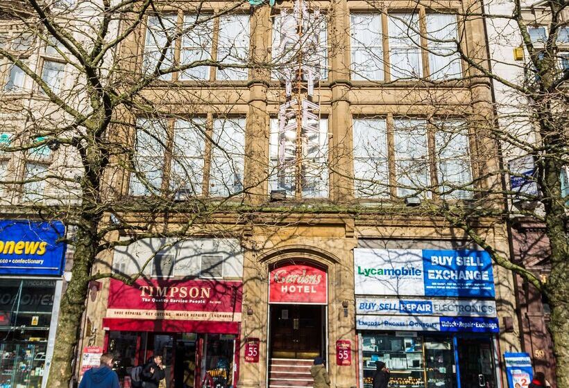 בית מלון כפרי The Gardens