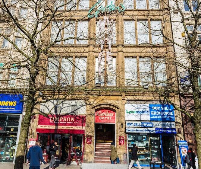 בית מלון כפרי The Gardens