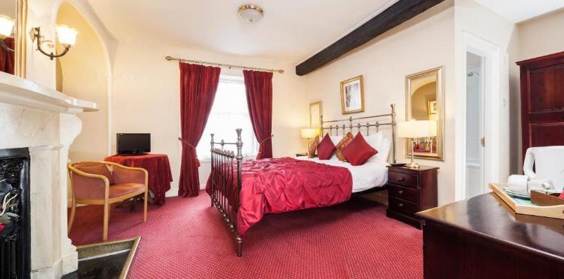 בית מלון כפרי The George