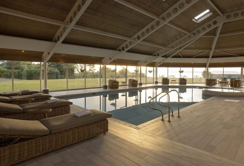 Golf View Hotel & Spa