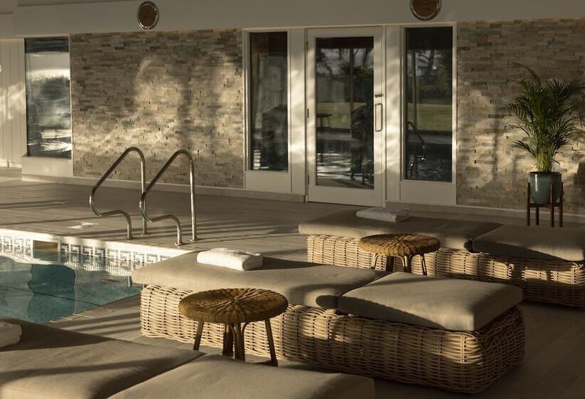 Golf View Hotel & Spa