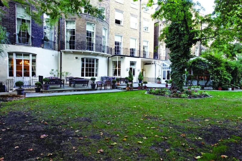 ホテル Grange White Hall