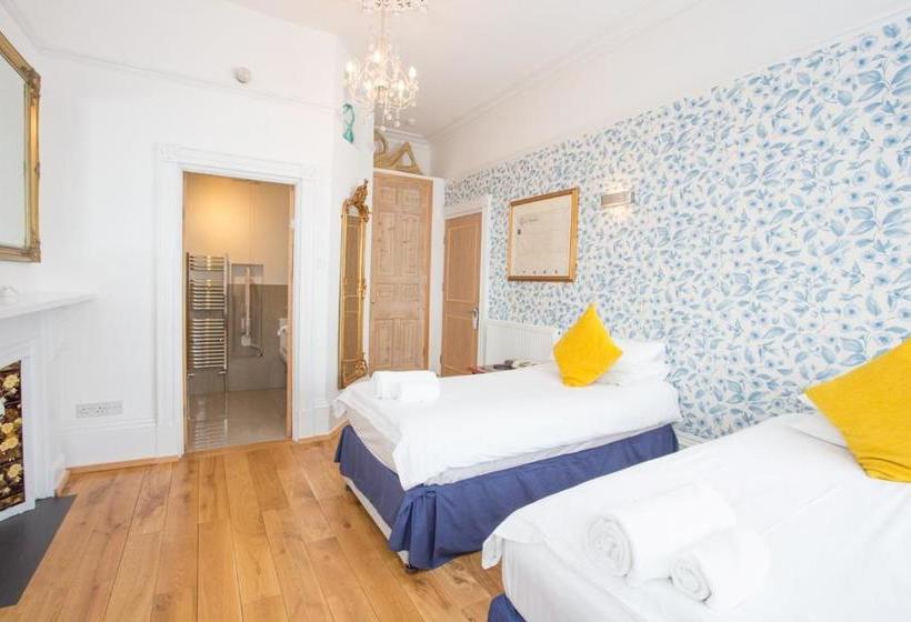 Отель Granville