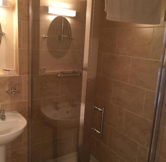 בית מלון כפרי Greyhound Country Inn