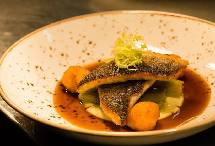 Greywalls Hotel & Chez Roux