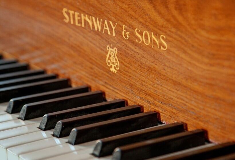 Greywalls Hotel & Chez Roux