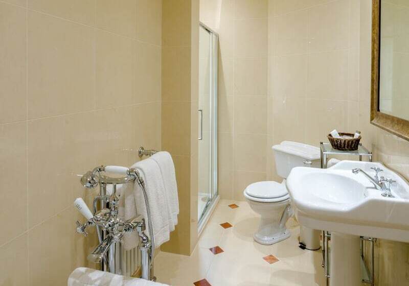 Greywalls Hotel & Chez Roux