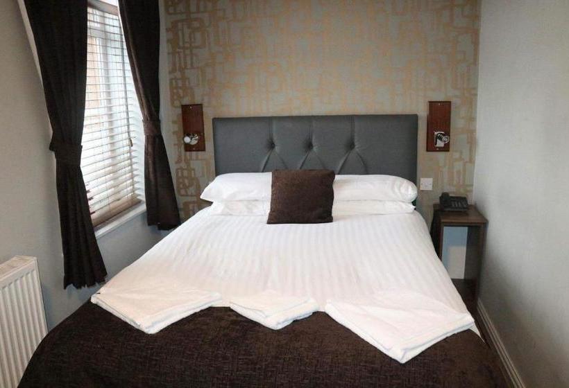 בית מלון כפרי The Griffin Inn