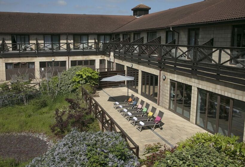 Hampshire Court Hotel & Spa