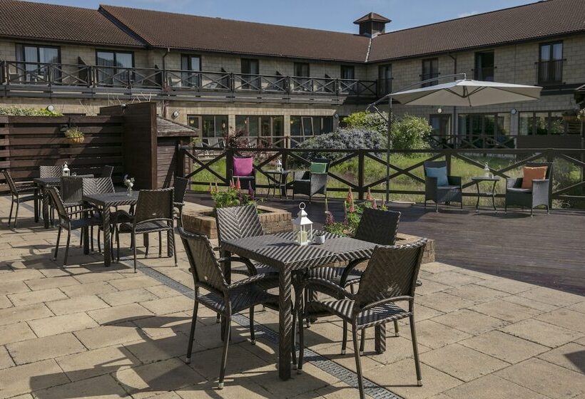 Hampshire Court Hotel & Spa