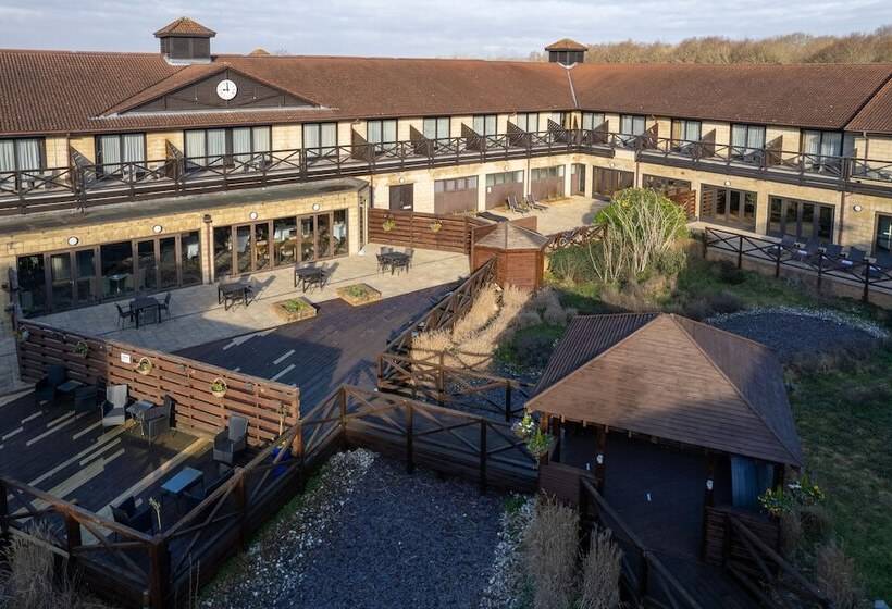 Hampshire Court Hotel & Spa