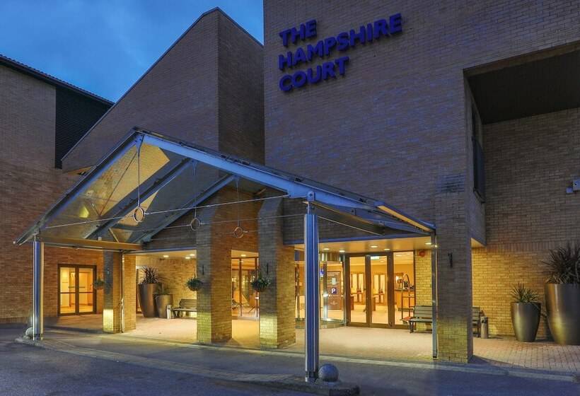 Hampshire Court Hotel & Spa