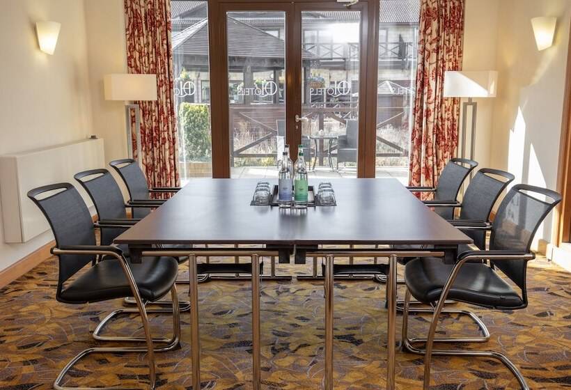 Hampshire Court Hotel & Spa