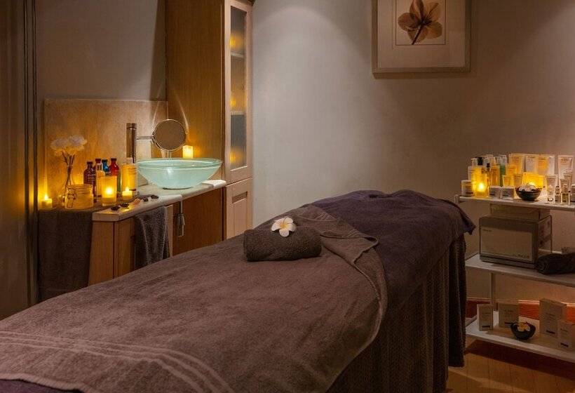 Hampshire Court Hotel & Spa