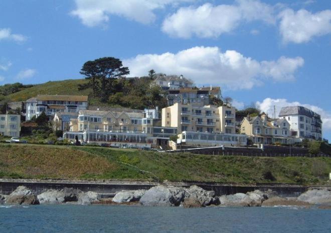 בית מלון כפרי The Hannafore Point