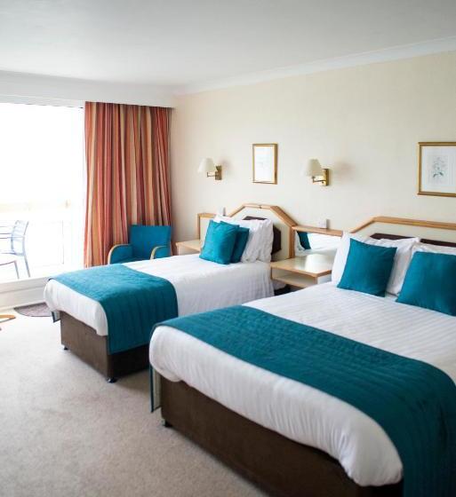 בית מלון כפרי The Hannafore Point