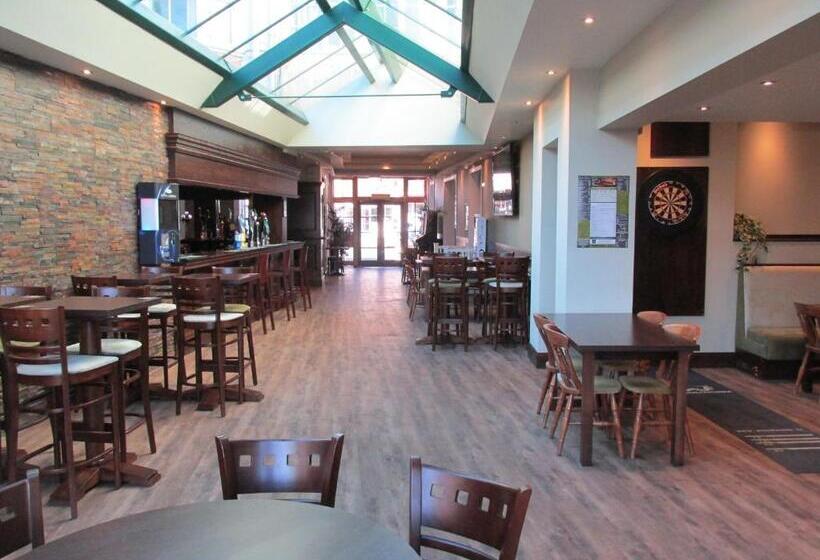 Отель The Harboro