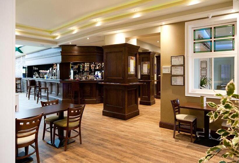 Отель The Harboro