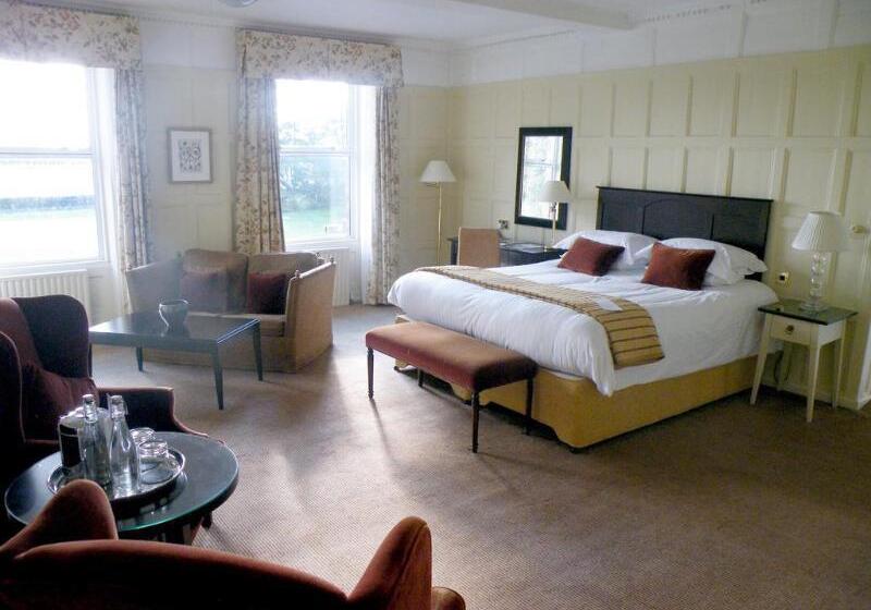 Hatherley Manor Hotel & Spa