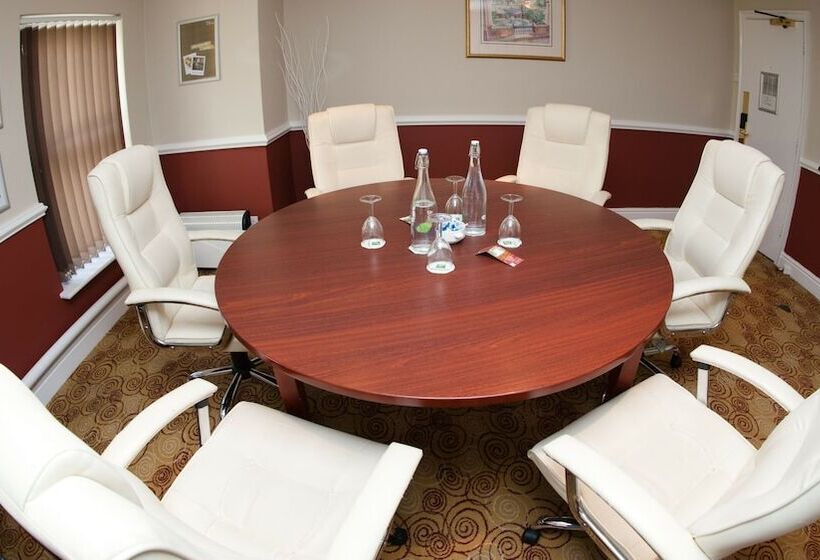 Отель Holiday Inn Milton Keynes East M1 Junc 14, An Ihg