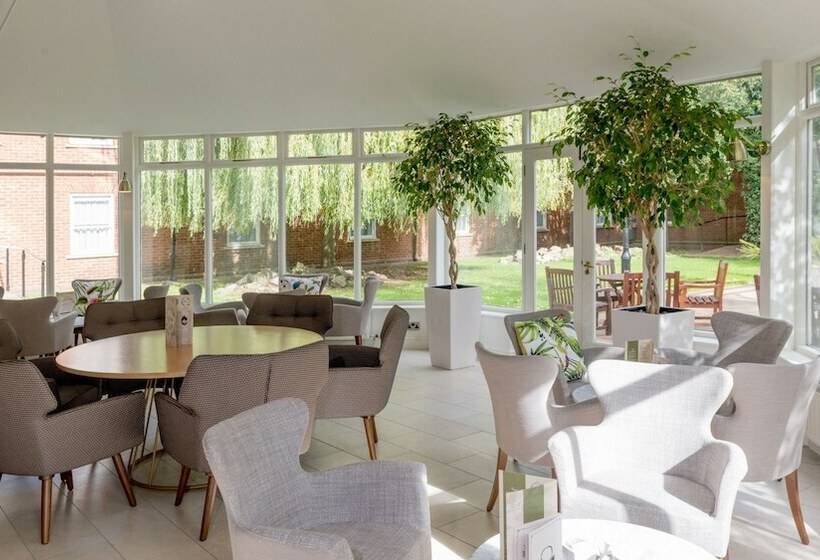 Отель Holiday Inn Milton Keynes East M1 Junc 14, An Ihg