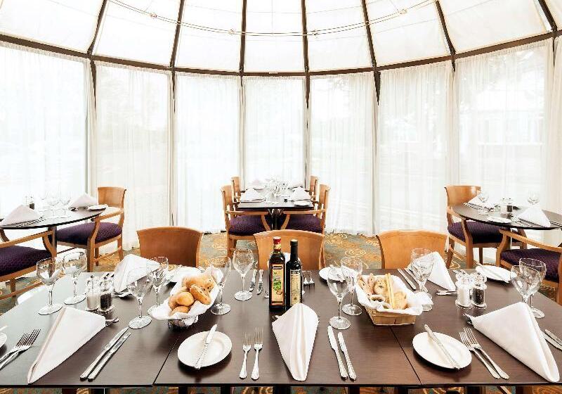 בית מלון כפרי Mercure Hull Grange Park