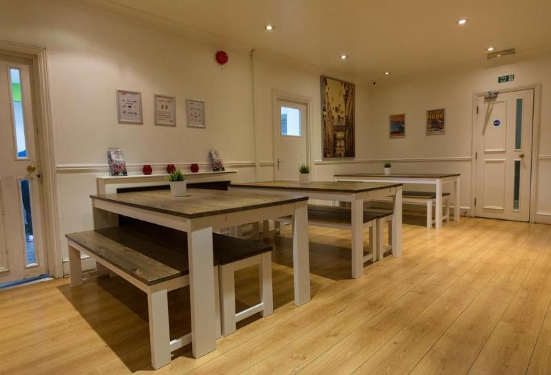 Отель Smart Hyde Park View Hostel