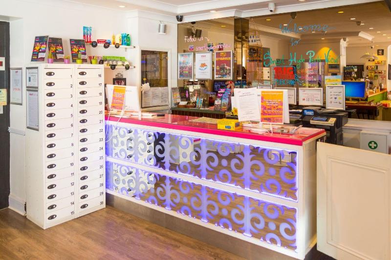 Отель Smart Hyde Park View Hostel