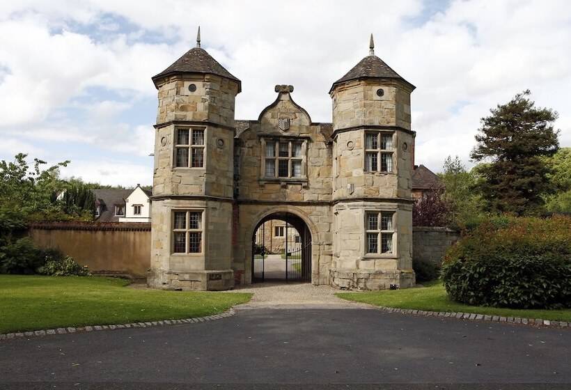 호텔 Telford Madeley Court