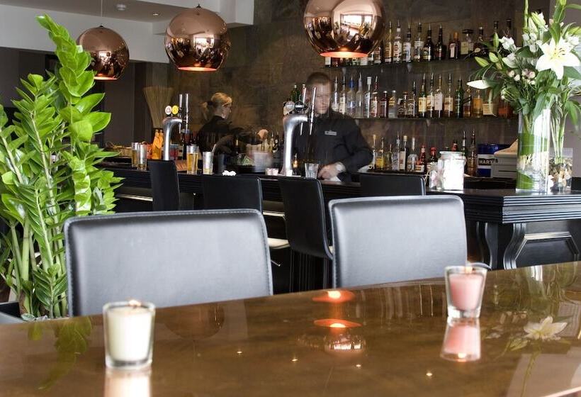 Отель The Brighton