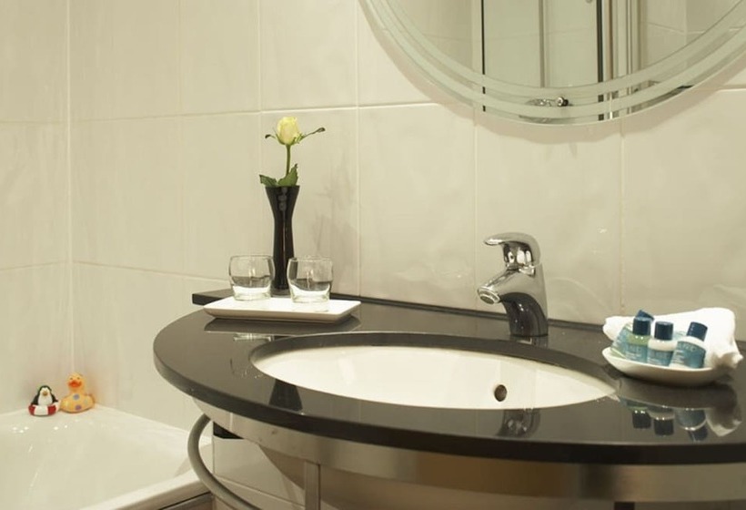 The Bull Hotel; Sure Hotel Collection By Best Western