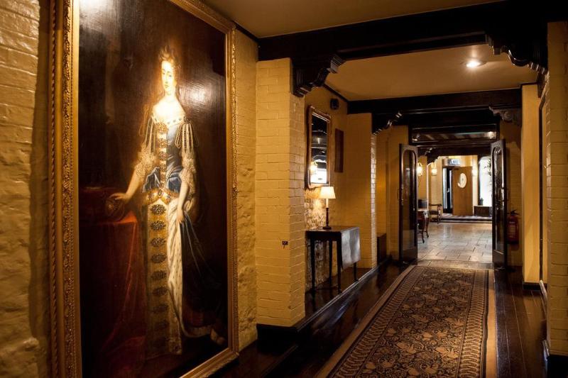 The Bull Hotel; Sure Hotel Collection By Best Western