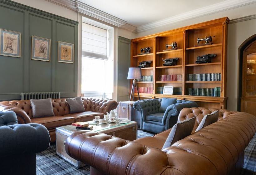 ホテル The Celtic Royal