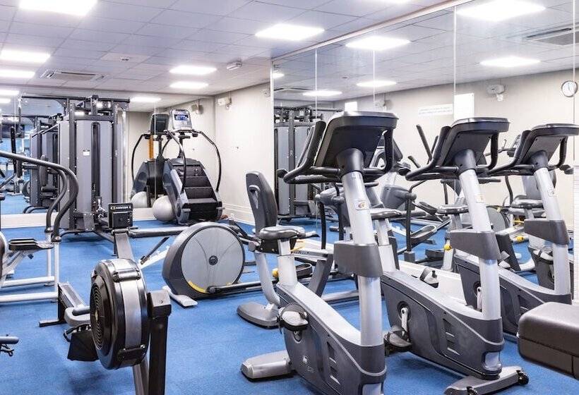 ホテル The Celtic Royal