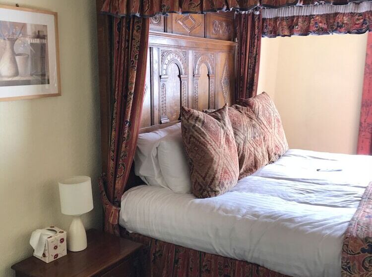 فندق The Deddington Arms