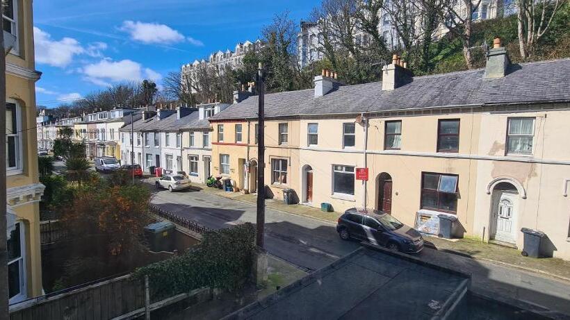 בית מלון כפרי The Empress