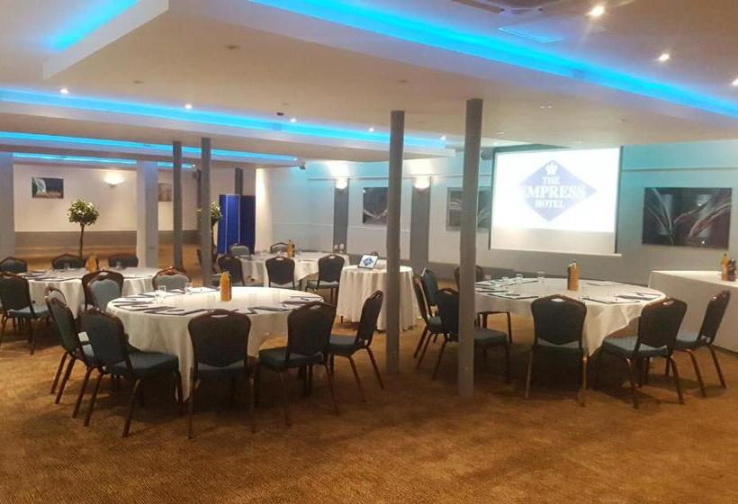 בית מלון כפרי The Empress