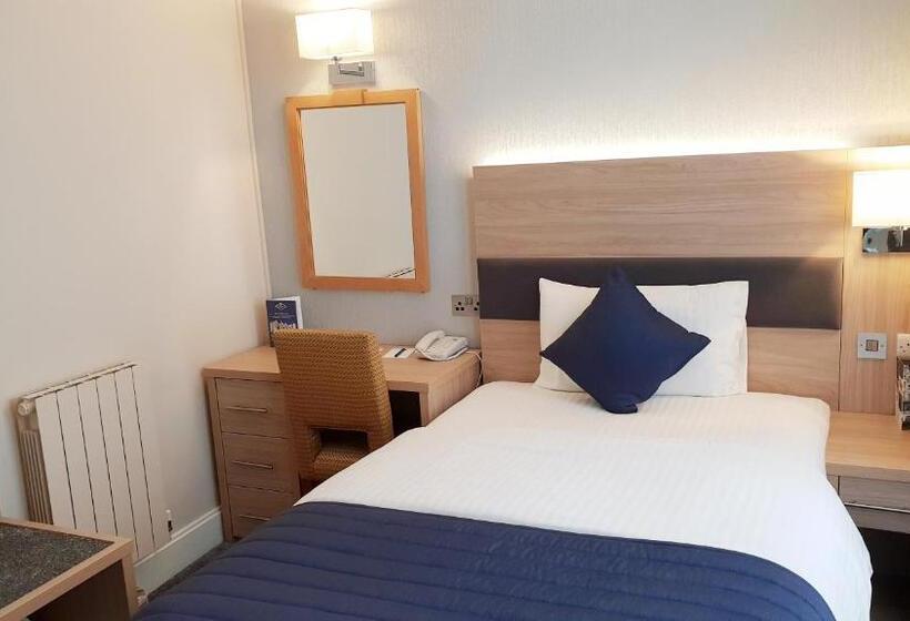 בית מלון כפרי The Empress